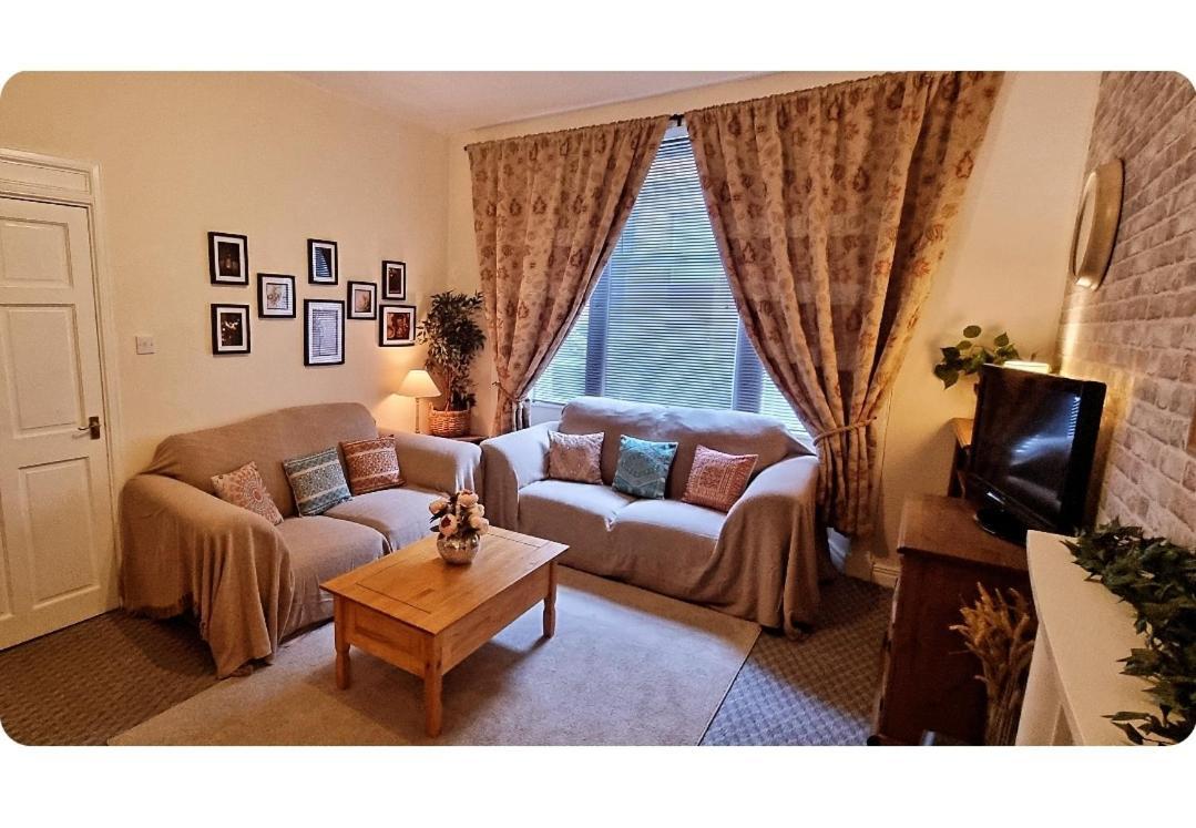 Entire, Main Door, Pet Friendly, Home Away From Home, East Ayrshire Newmilns Eksteriør bilde