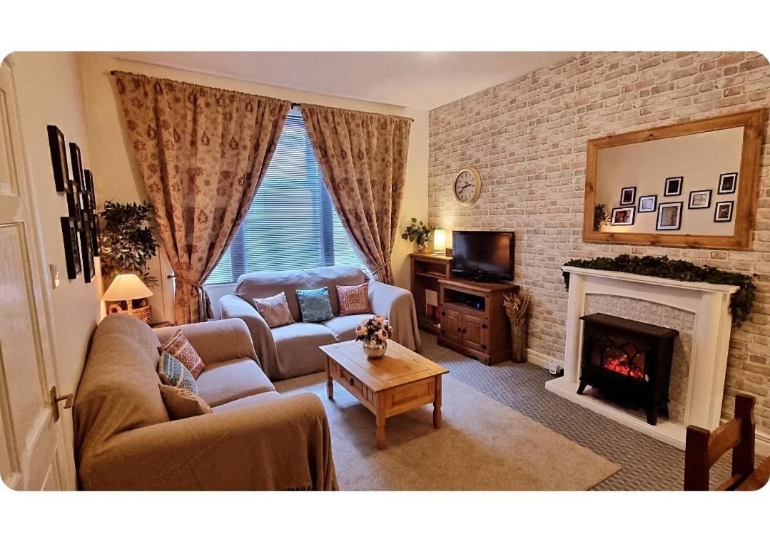 Entire, Main Door, Pet Friendly, Home Away From Home, East Ayrshire Newmilns Eksteriør bilde